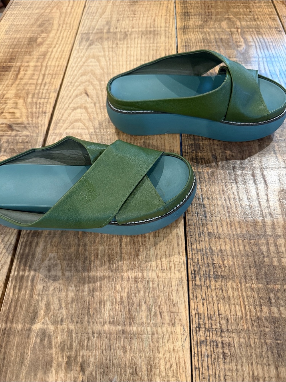 Green Leather Cross-Band Platform Slide Sandals, 8/9